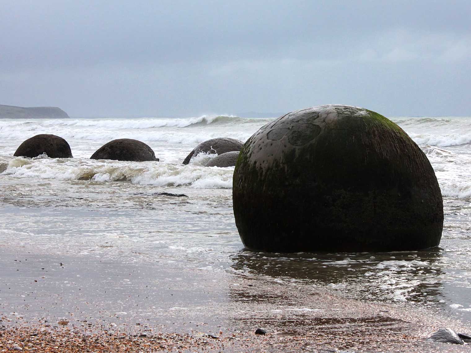 Moeraki Boulders